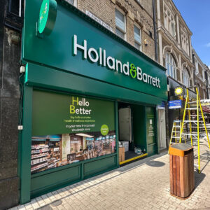 Holland & Barrett - Woolwich